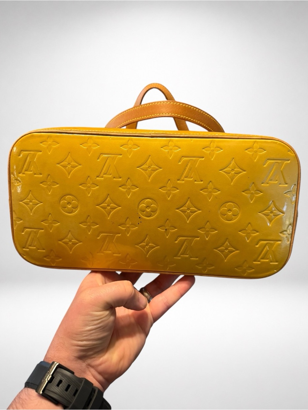 Louis Vuitton Authentic Yellow Patent Vernis Monogram Tote Purse Dust Bag - Picture 15 of 16